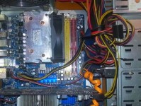 PC机装机教程（从零开始，轻松组装你的梦想电脑）