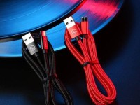 绿巨能数据线（快速充电、耐用可靠，让您的设备充电更便捷）