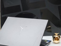 联想电脑Y系列（探索联想电脑Y系列的卓越性能和无限娱乐体验）