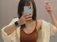 自拍魔镜（探索自拍魔镜的无限魅力，提升你的自拍技巧）